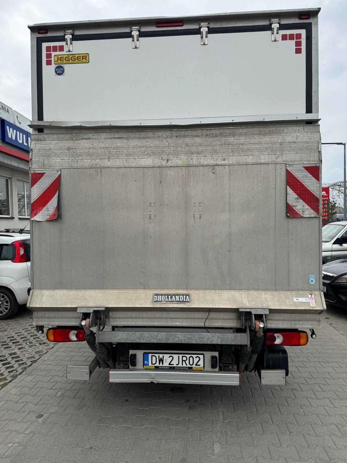 Wypożyczalnia samochodów. Wynajem Osobowe  bus dostawcze auta z windą