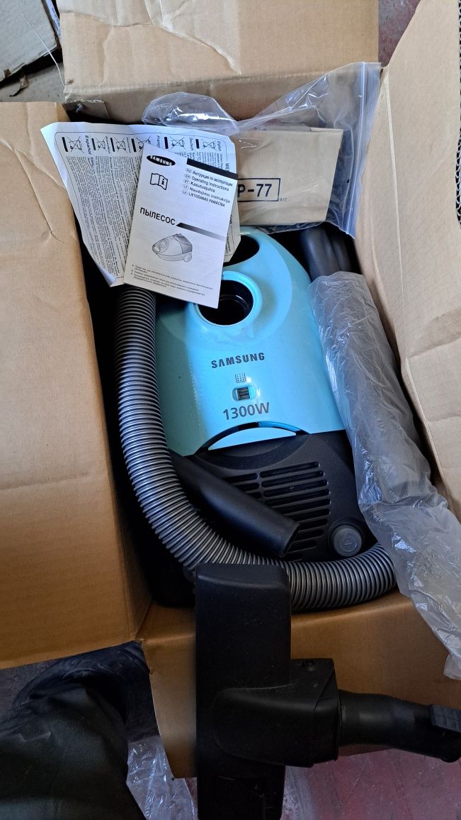 Samsung 1300w SC 4023