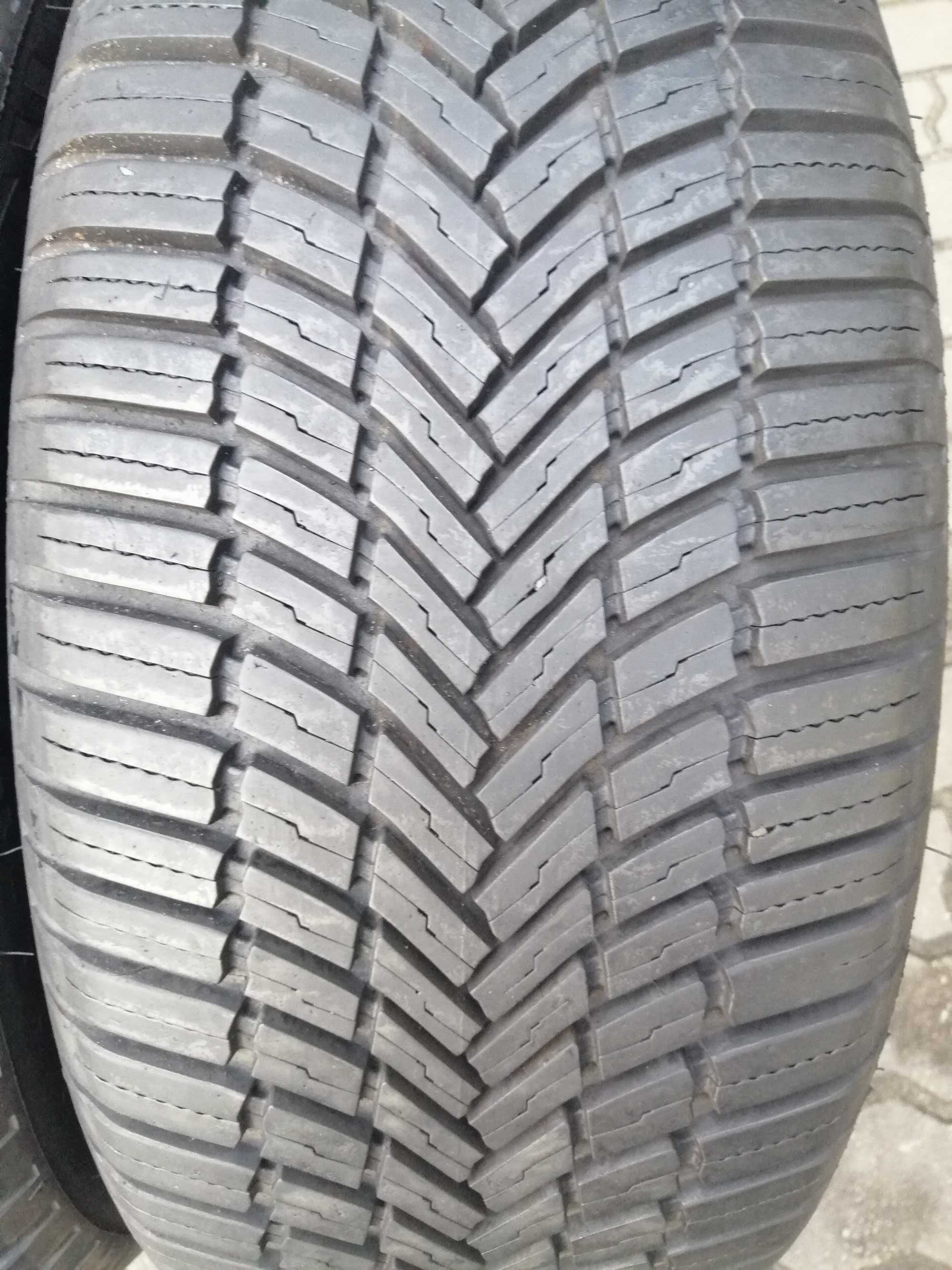 Opony 225/55 R 16 Bridgestone Weather Control Evo Jak Nowe