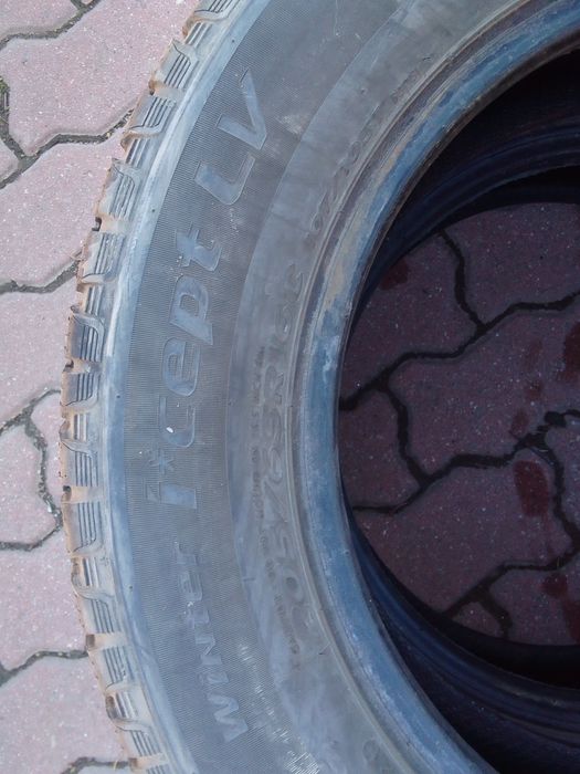 Cena za 2 Opony zimowe 205/65r16C HANKOOK 2021r