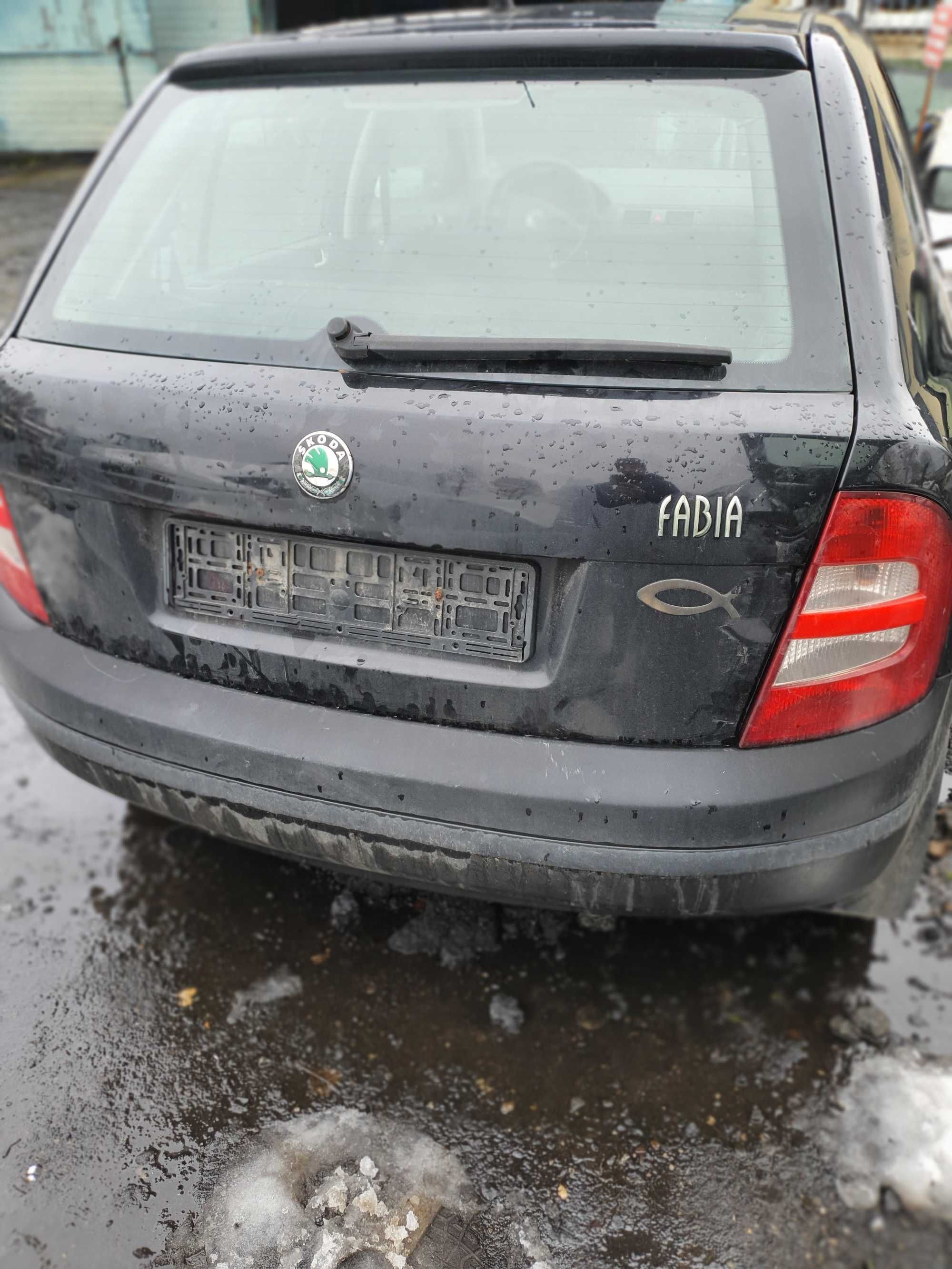 Klapa tyl Skoda Fabia I hb