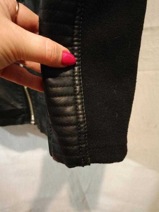 Куртка косуха\байкерська модель від бренду F&F зі штучної шкіри, 38