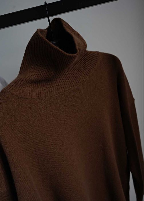 Светр з вовни та кашеміру з високим коміром Massimo Dutti