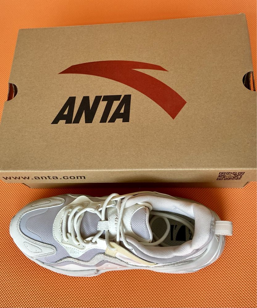Жіночі кросівки Anta, 40 розмір