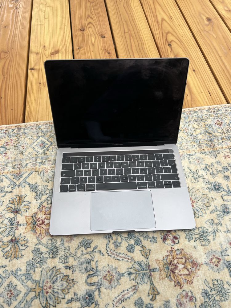 Macbook Pro 256 GB 13 Cali