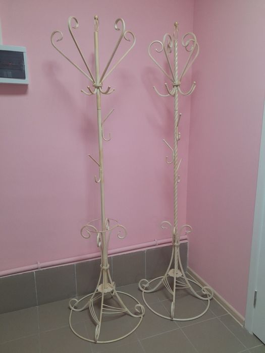 Вішалка для одягу