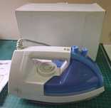 Ferro de engomar MTEC.