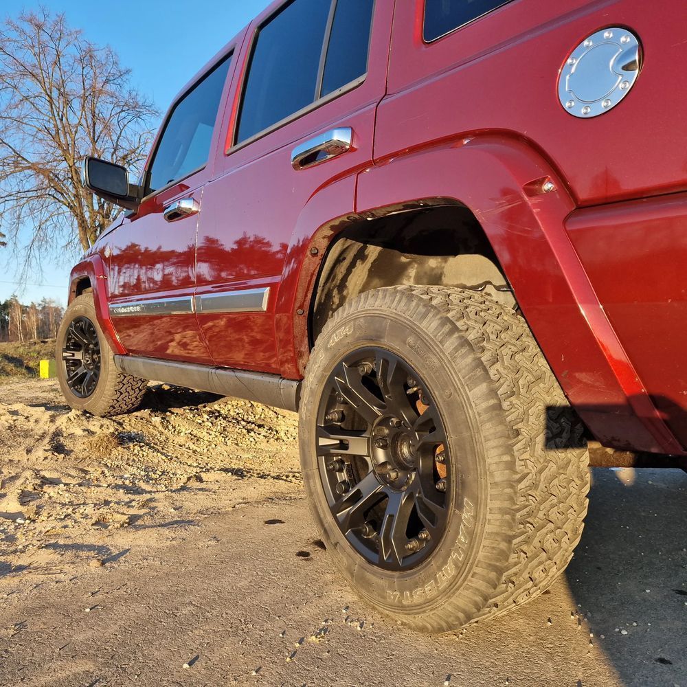 Jeep Commander Jeep Commander 5.7 Hemi Overland ZAMIANA