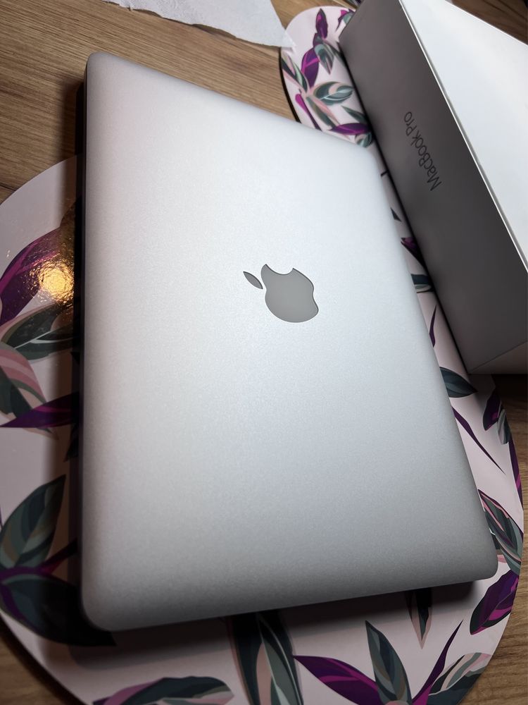 Apple MacBook Pro 13.3'' Retina (MF839ZE/A)