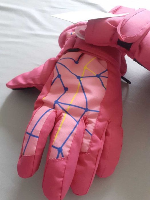 Детские непромокаемые теплые перчатки