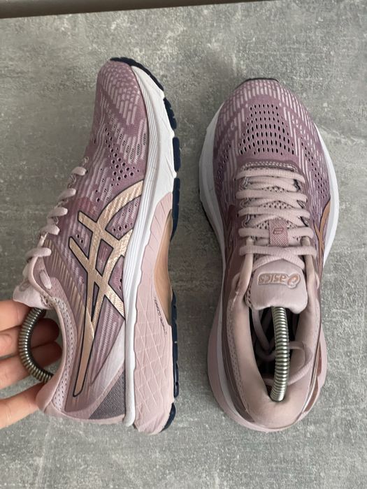 Кросівки Asics gt-2000, 39 розмір