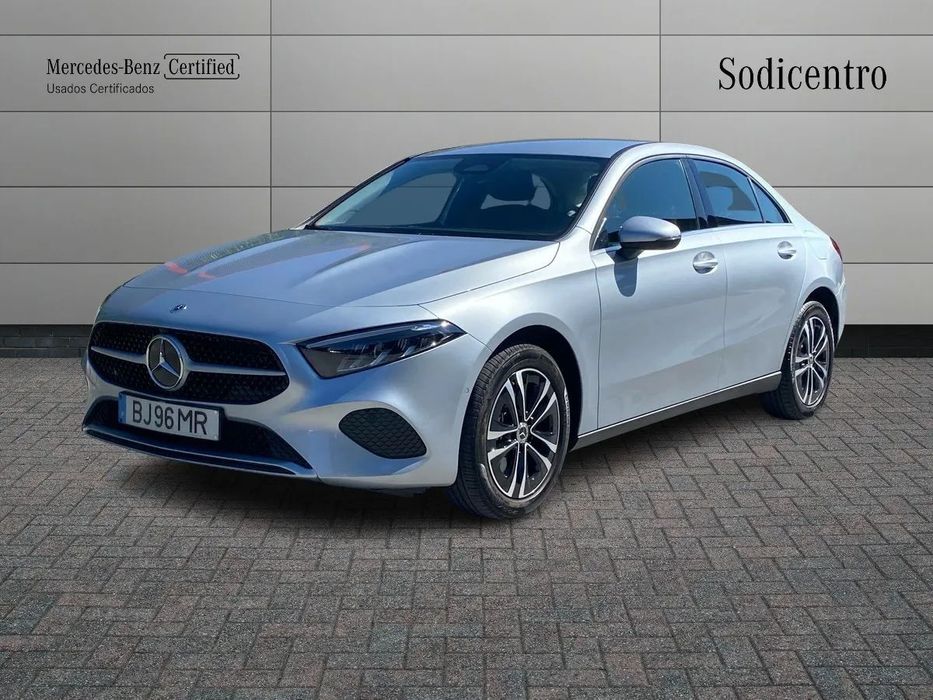 Mercedes-Benz A 250 Limousine e