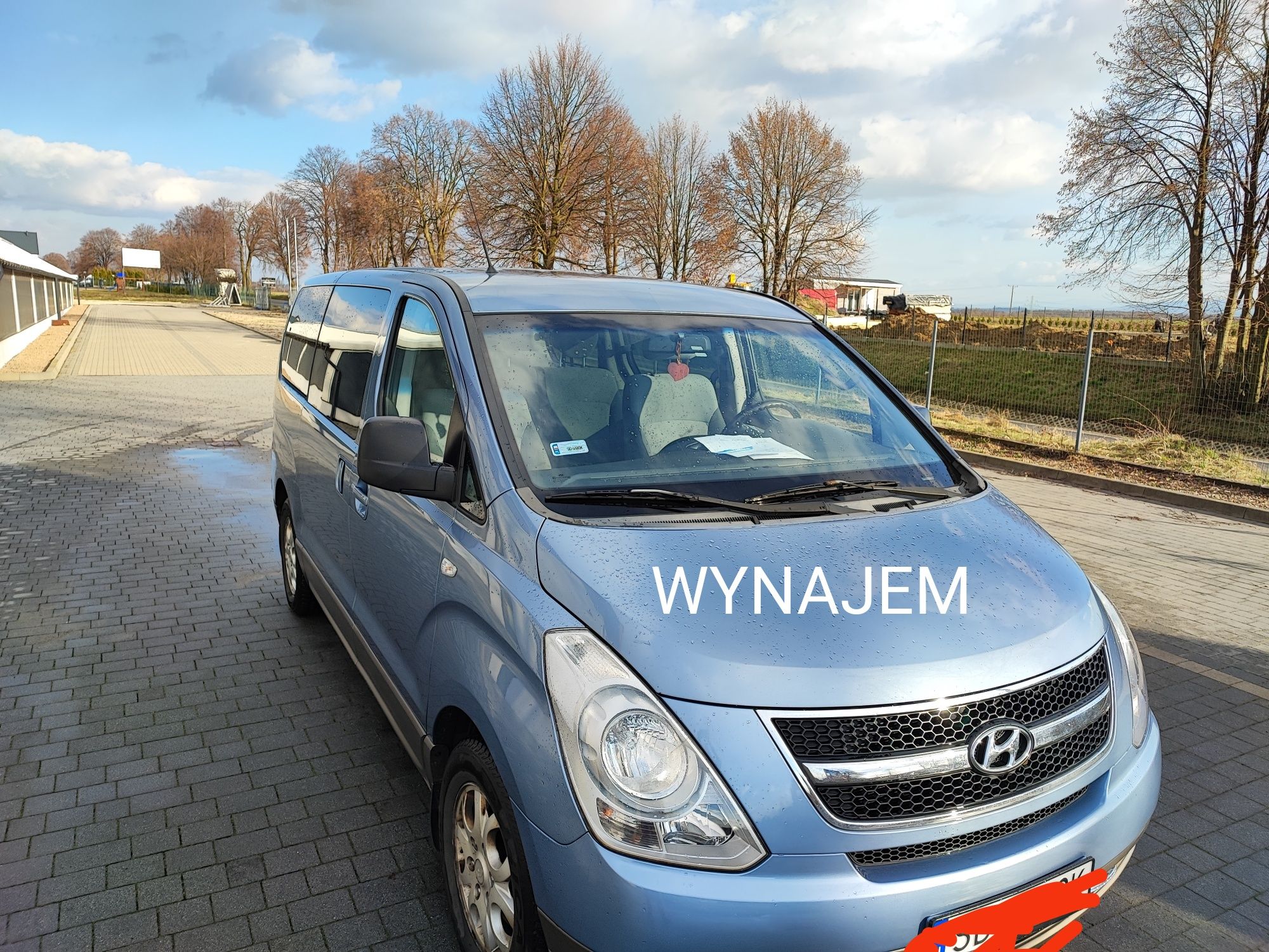 Wynajem busów (Hyundai H1-170kM-2.5)