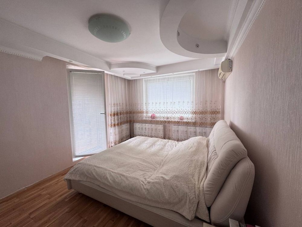 Продам 2х к квартиру, улица Саперна ,30 с хорошим ремонтом( код 88048