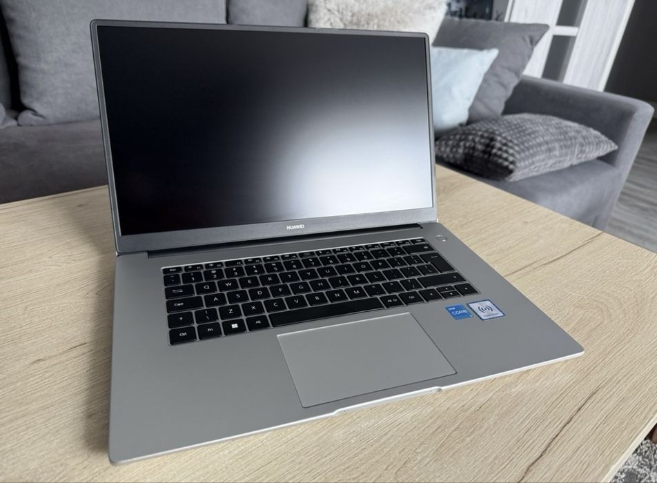 Laptop Huawei MateBook D15 2022 JakNowy !!! 15,6” i3-11th 8GbRAM 256.