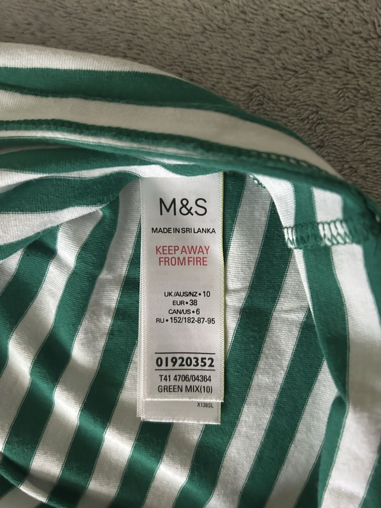 Продам футболку Mark&Spenser