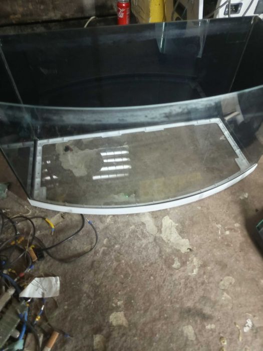 Dwa akwaria 80 x 30 a drugie 60 25