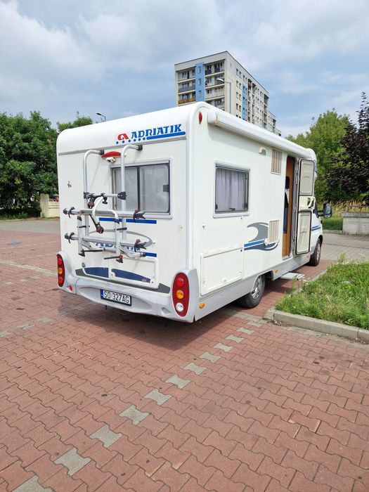 Przestronny kamper Adria do wynajęcia