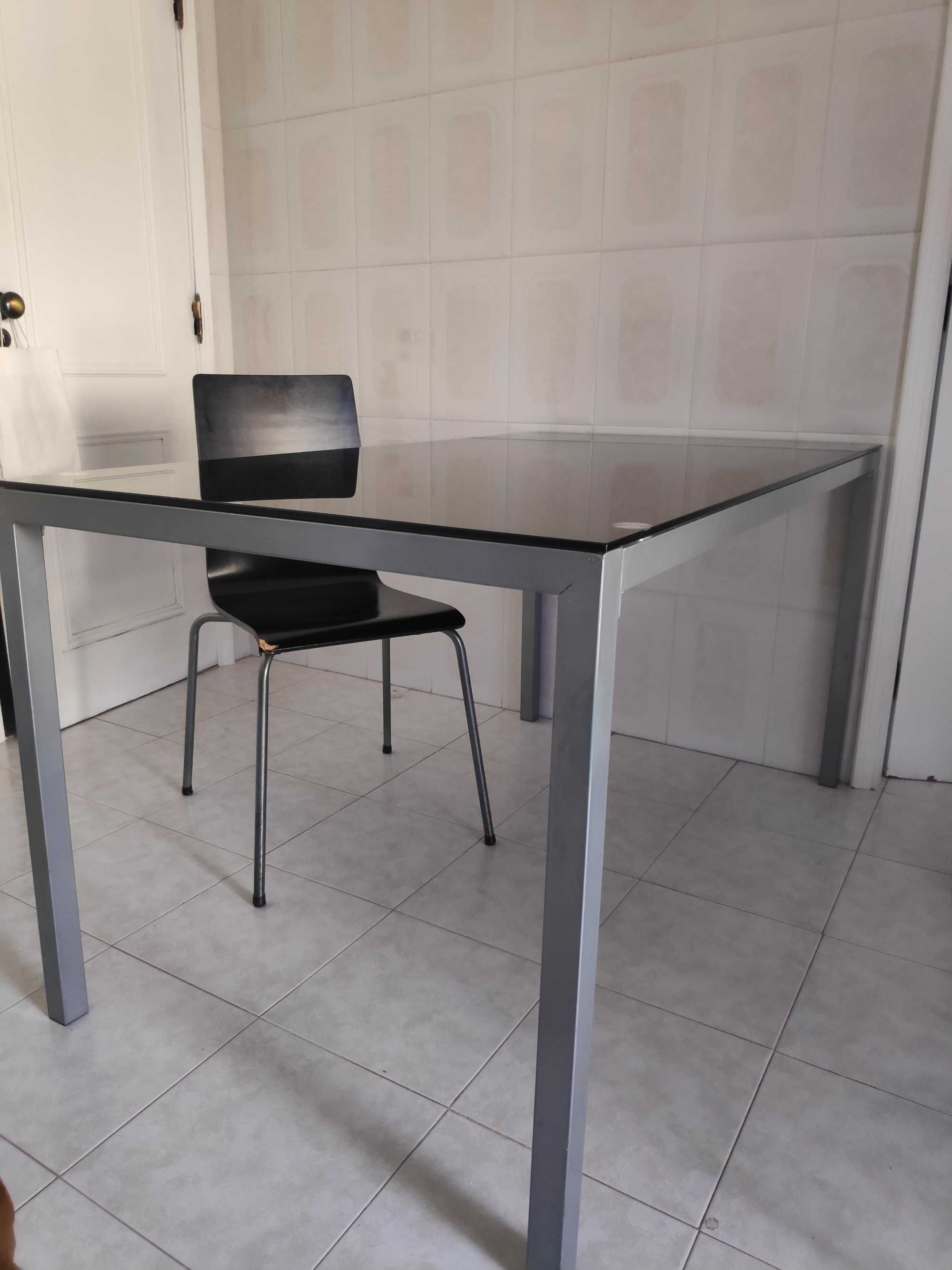 Mesa vidro temperado preto 140x80cm