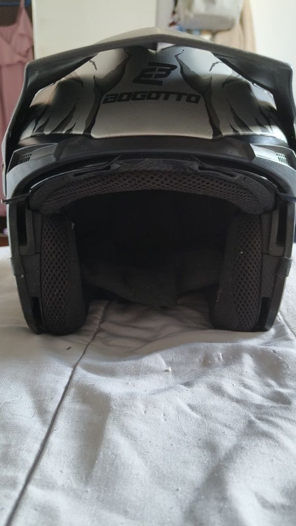 Capacete Bogotto