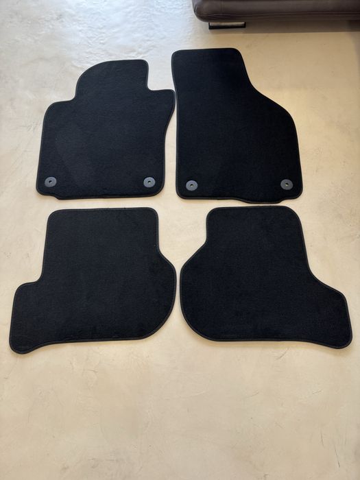 Tapetes VW Golf Novos