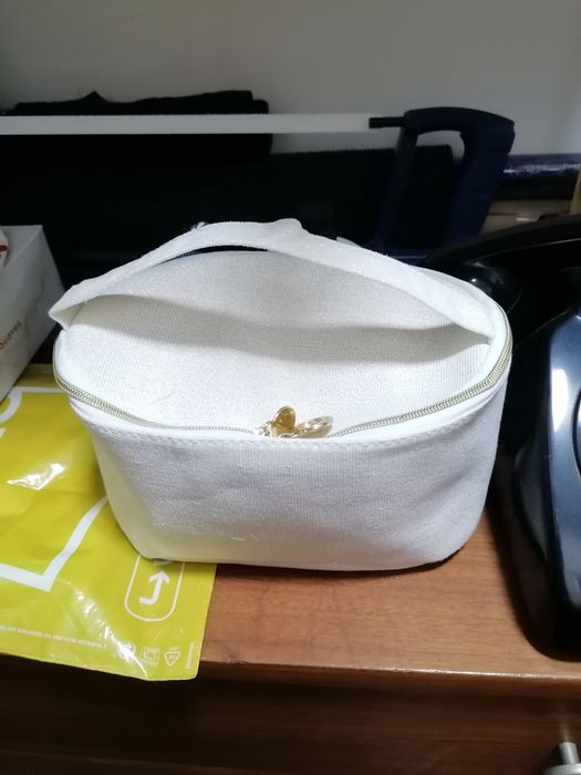 Necessaire Yves Rocher