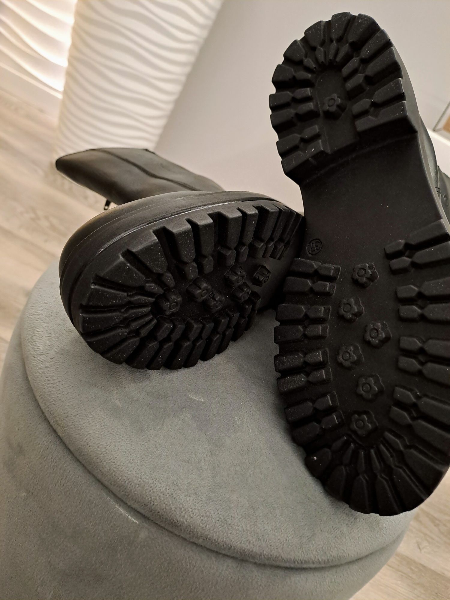 Nowe skórzane buty sztyblety marka Tom Tailor rozmiar 37