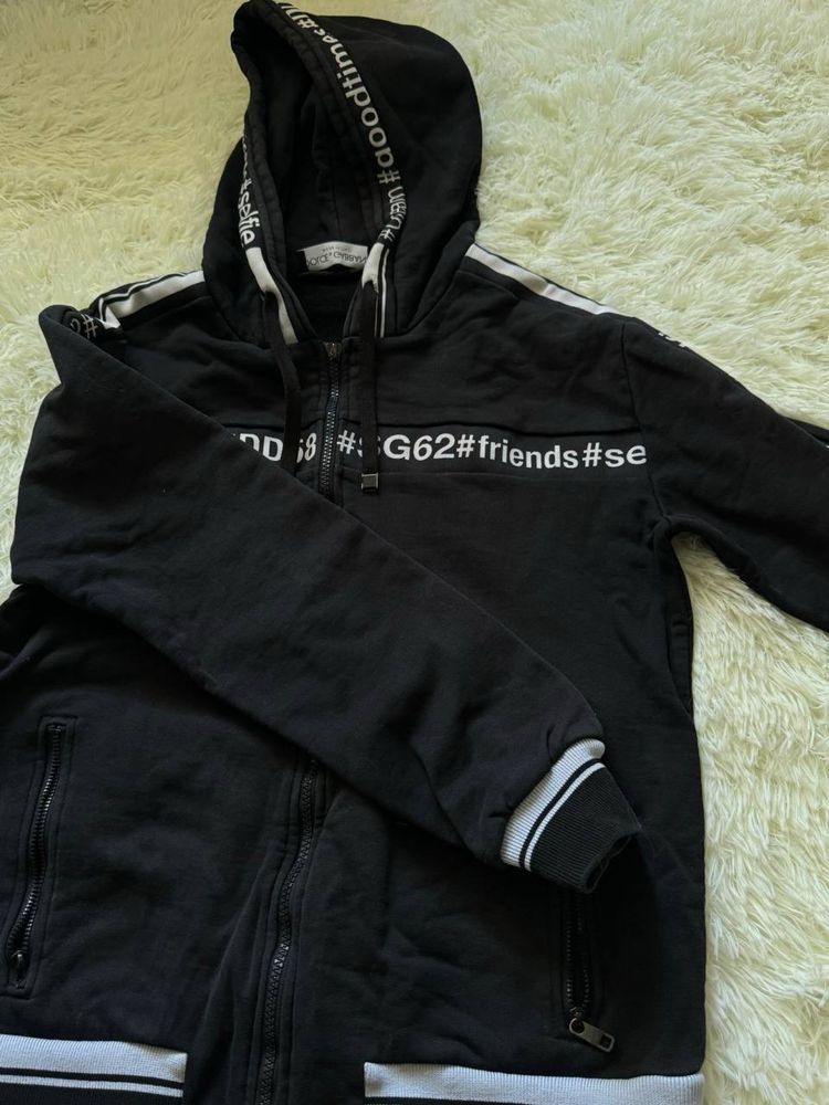 Продам кофту на змейке фирмы dolce & gabbana