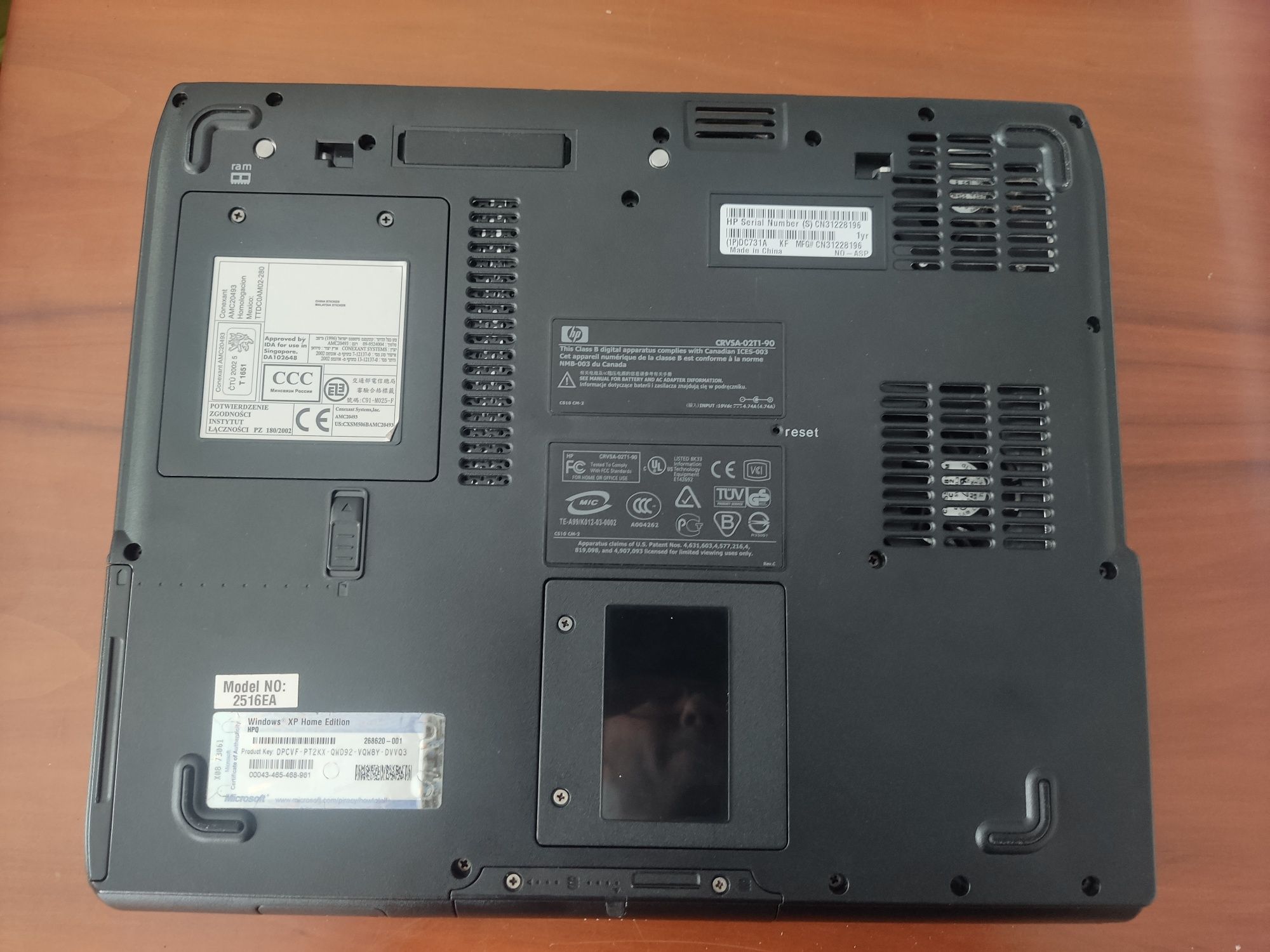 AVARIADO Portátil HP Compaq 2516EA sem disco nem carregador