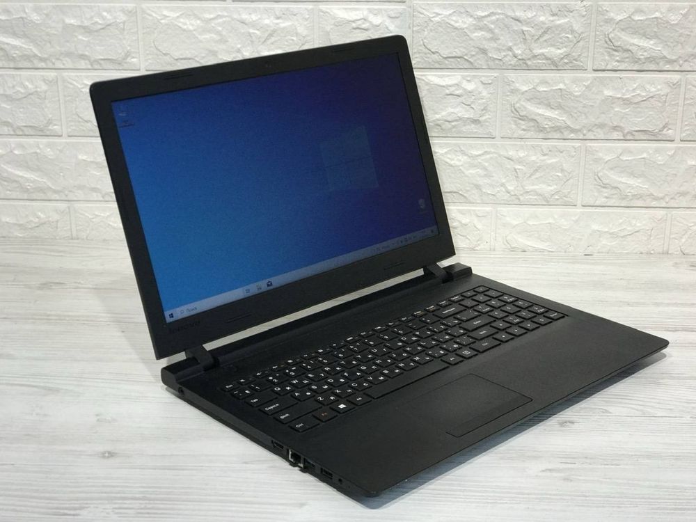 Ноутбук як новий Lenovo b50-10