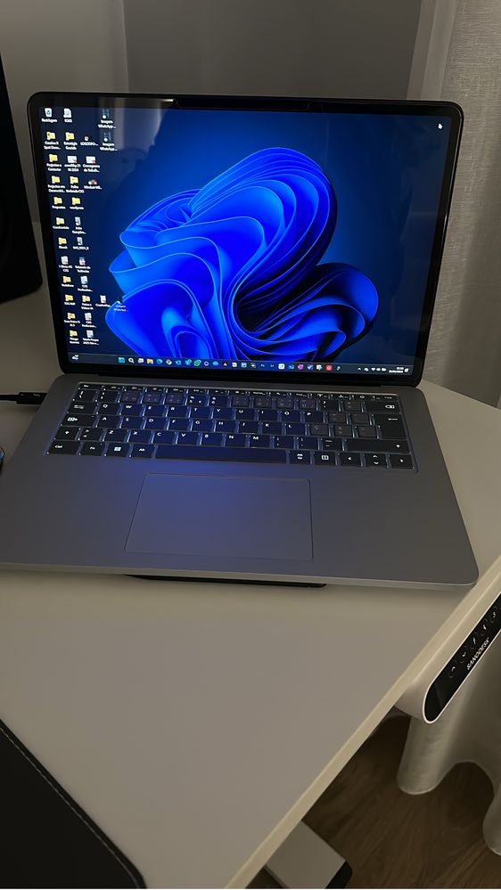 Microsoft Surface laptop Studio