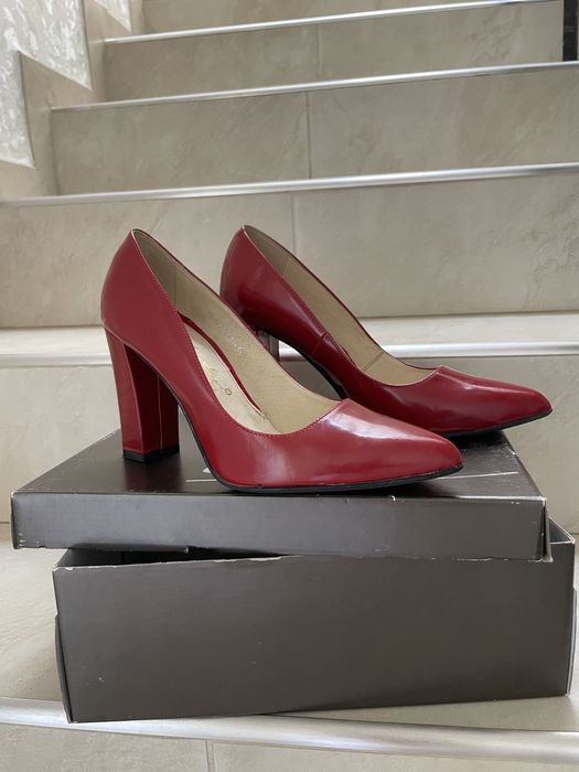 Туфлі жіночі (натуральна шкіра)