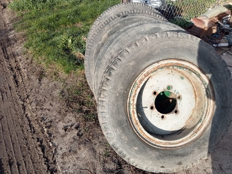 Koło z felgą 8.25 r20 d47 d46 na 6 śrub