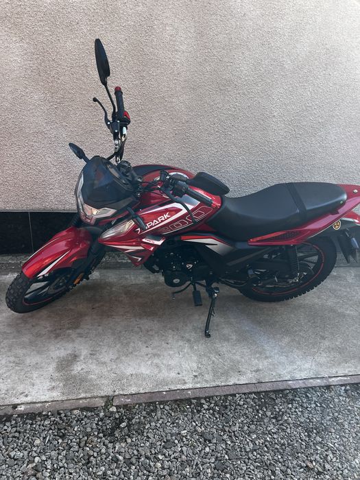 Продам мотоцикол спарк 200