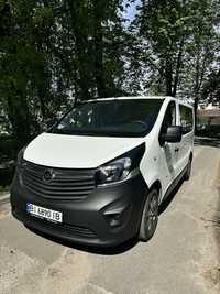 Продам Opel Vivaro 2015 пасажир