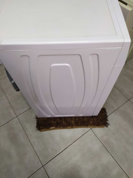 Máquina de lavar hisense a funcionar. "NÃO RESPONDO A SMS".