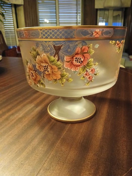 Taça Atlantis pintada à mão