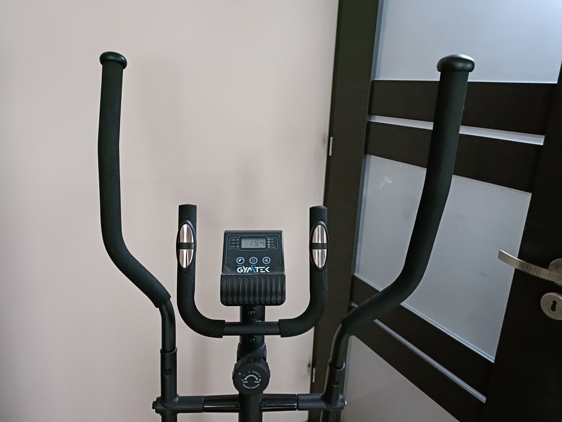 Orbitrek magnetyczny Gymtek XC1000