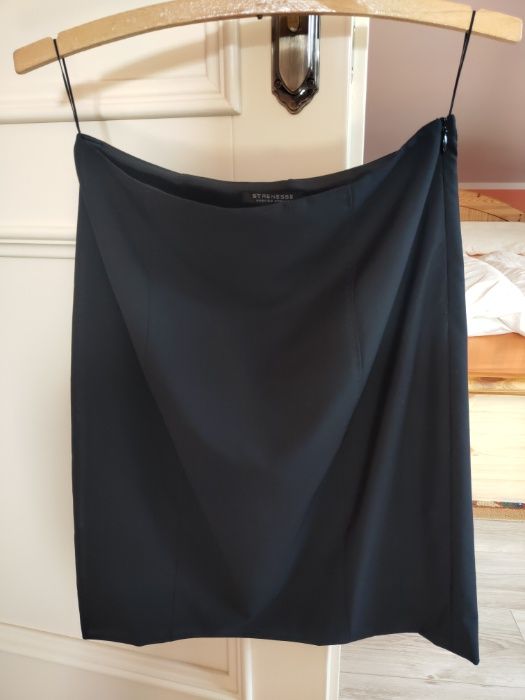 Nowa, piękna spódnica marki Strenesse, 100% Wełna (virgin wool),  38