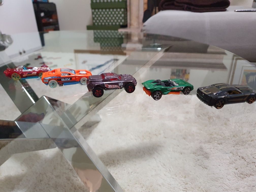 HOT WHEELS - Pack 5 carrinhos rodas especiais