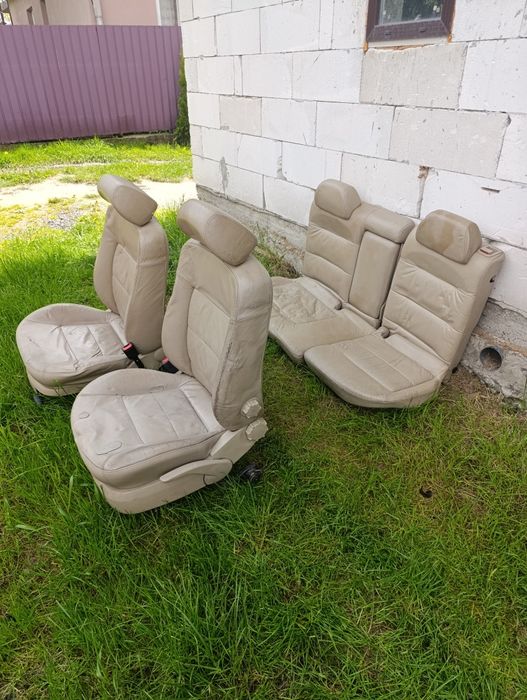 Продам сидіння пасат в5 шкіра