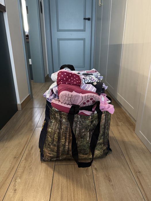 Oddam za darmo ubrania dla dziewczynki 110/116