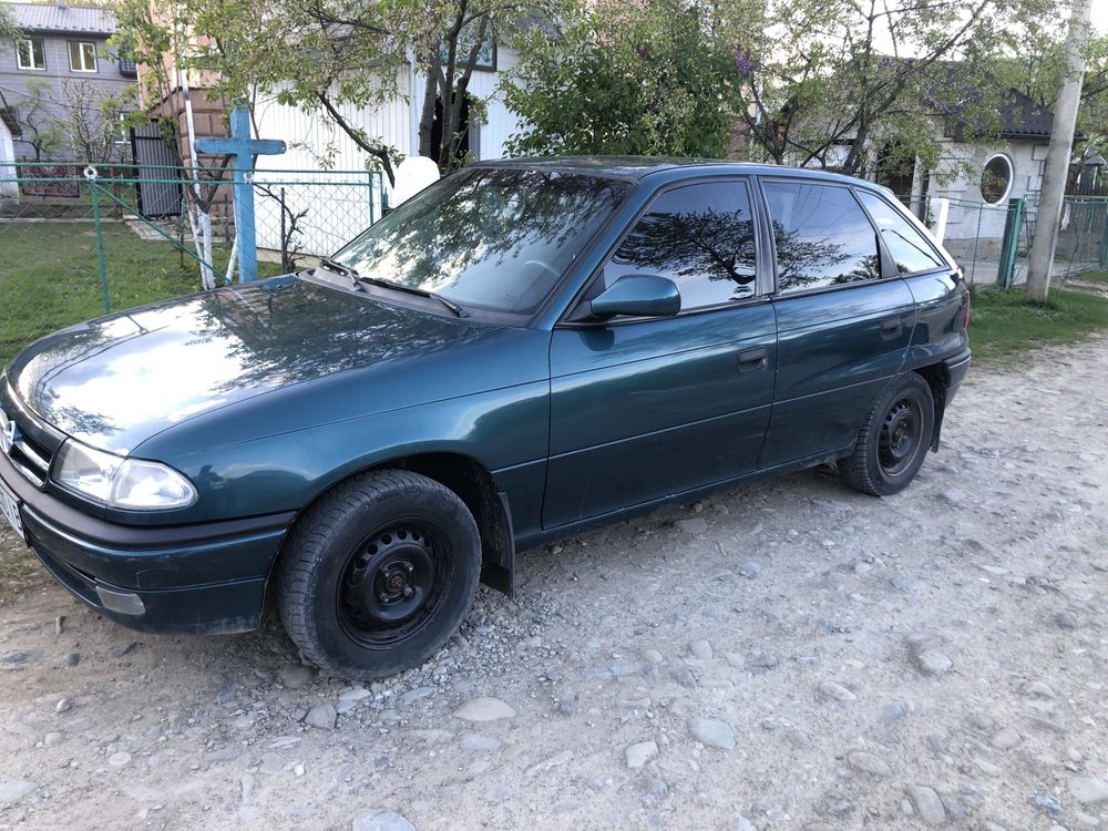 Продам Opel astra f