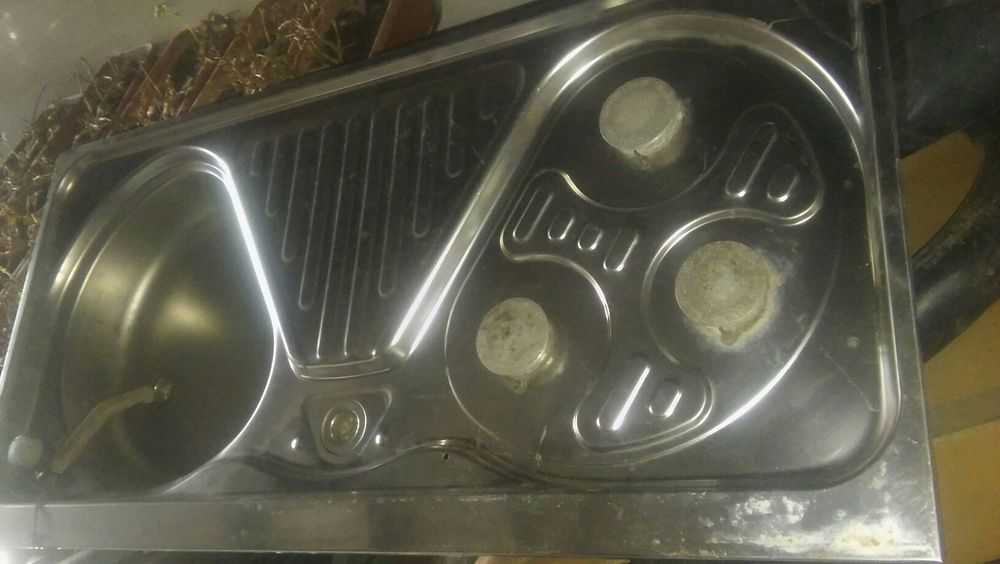 Piecyk zlew Knaus azure