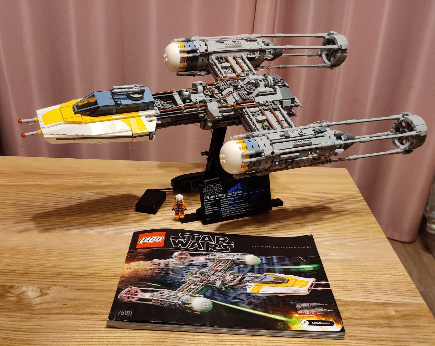 LEGO 75181 Star Wars Y-wing Starfihter z oświetleniem