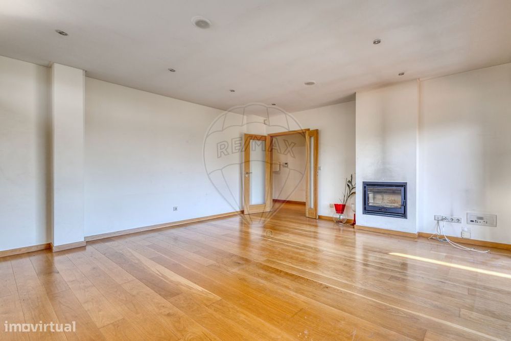 Apartamento T2 para arrendamento