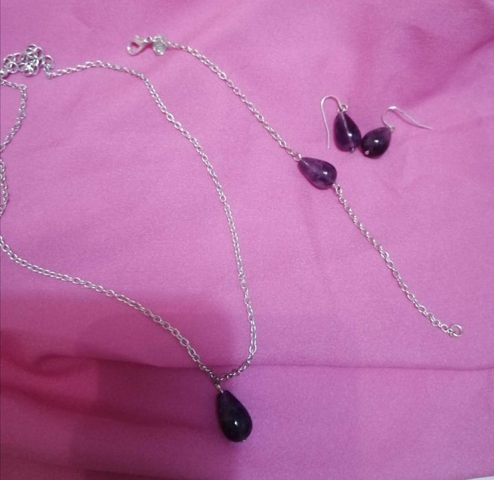 Набор украшений с камнем