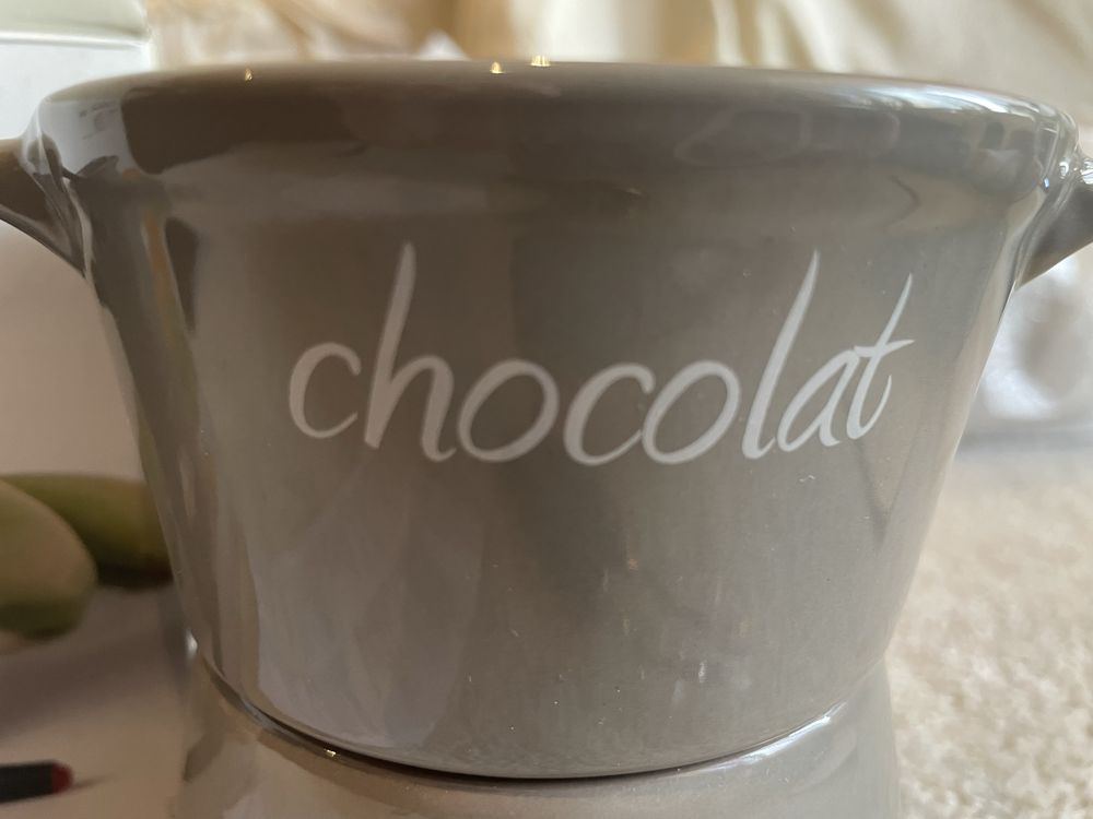 Kit Fondue Chocolate a 2 tom escuro