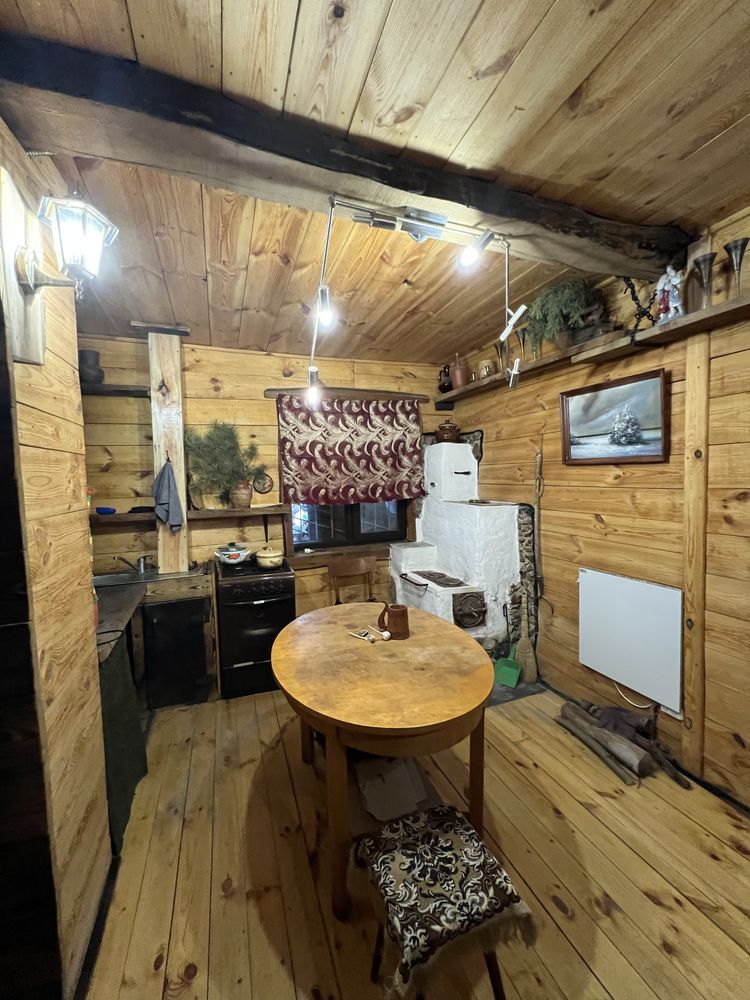 Продається екологічно чиста частина будинку. Житній ринок.