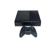 Xbox 360 E 250GB z padem, zasilaczem i 5 grami – sprawny